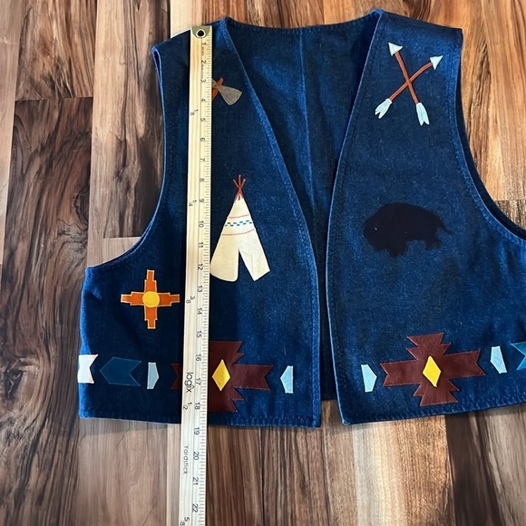 Beautiful Native American denim jean vest patchwork PTP 21 - Picture 9 of 12